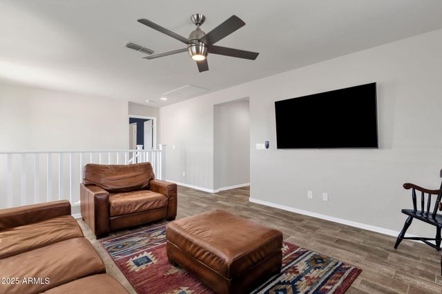 2947 E SALTSAGE Drive, Phoenix, AZ 85048