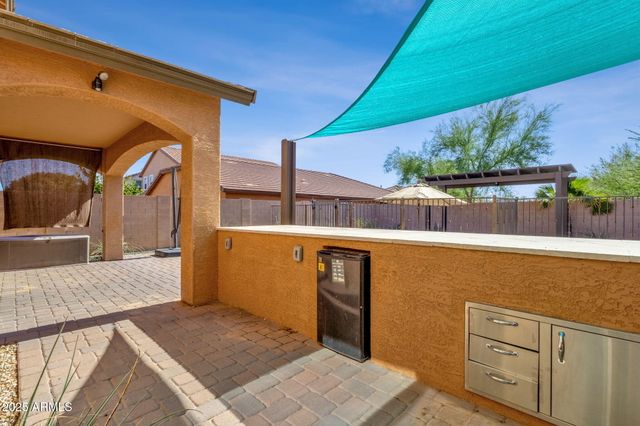 2947 E SALTSAGE Drive, Phoenix, AZ 85048