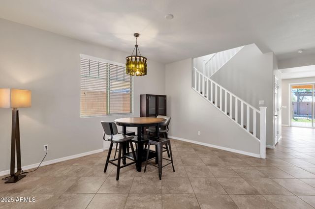 2947 E SALTSAGE Drive, Phoenix, AZ 85048