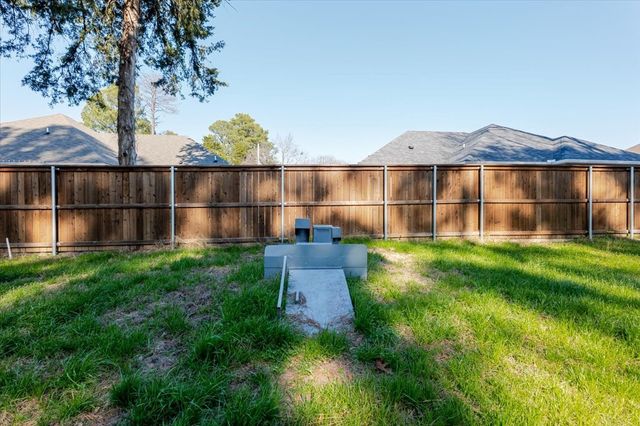 732 Ravine Street, Emory, TX 75440