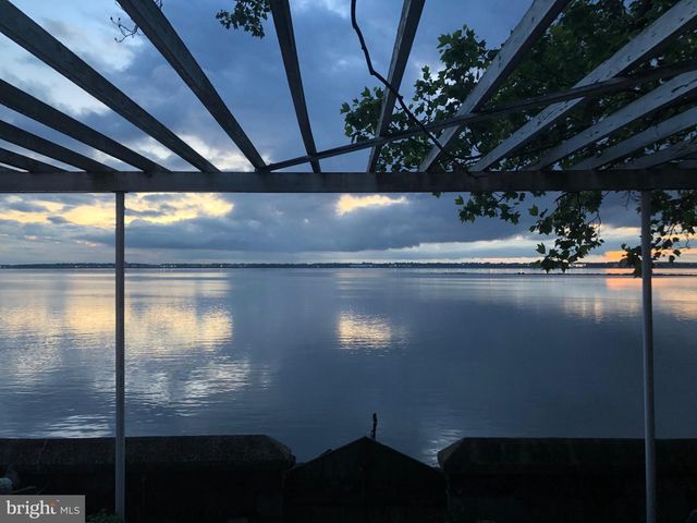 171 N RIVER DR, Pennsville, NJ 08070