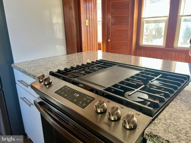 171 N RIVER DR, Pennsville, NJ 08070