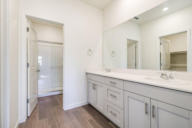 3817 Thea Drive, Redding, CA 96001