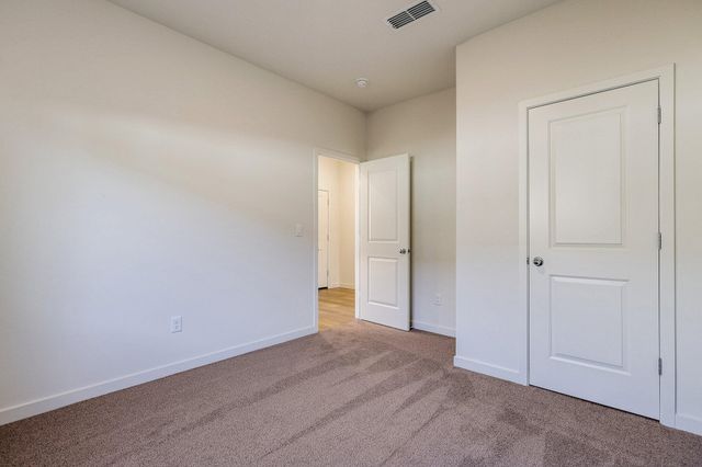 3817 Thea Drive, Redding, CA 96001