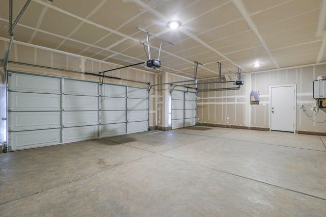 3817 Thea Drive, Redding, CA 96001