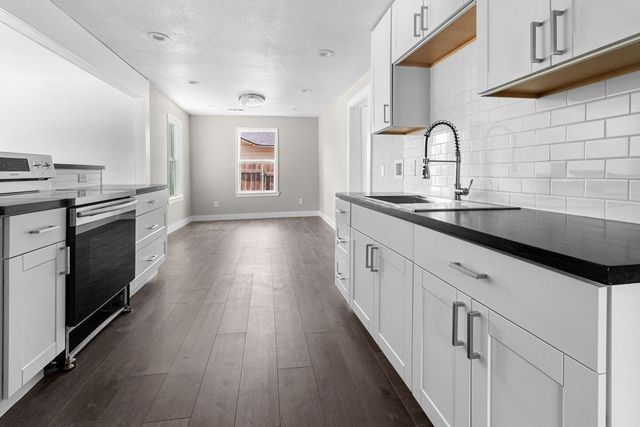 3939 E 4th Street, Fort Worth, TX 76111