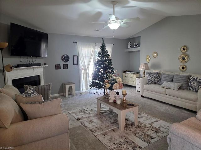 4939 Mount Hope Drive, Winston-salem, NC 27107