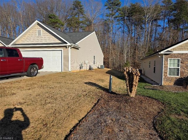 4939 Mount Hope Drive, Winston-salem, NC 27107