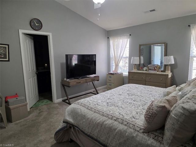 4939 Mount Hope Drive, Winston-salem, NC 27107