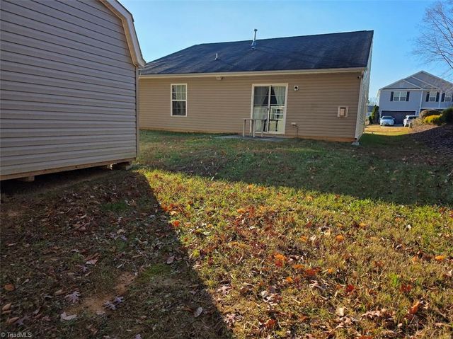 4939 Mount Hope Drive, Winston-salem, NC 27107