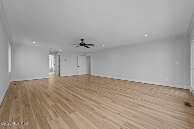 106 Mace Point, West End, NC 27376