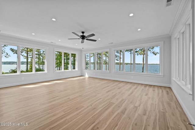 106 Mace Point, West End, NC 27376