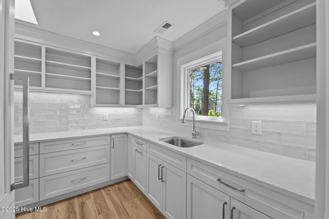 106 Mace Point, West End, NC 27376