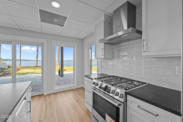 106 Mace Point, West End, NC 27376
