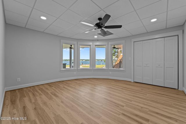 106 Mace Point, West End, NC 27376