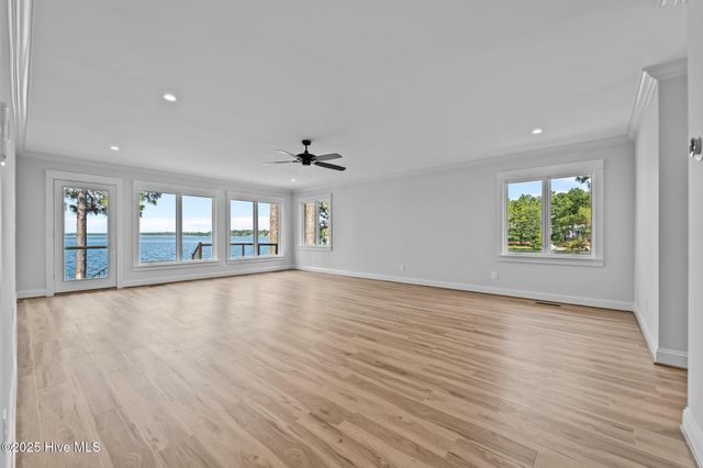 106 Mace Point, West End, NC 27376