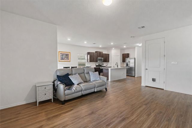 832 Mallow RD, Leander, TX 78641