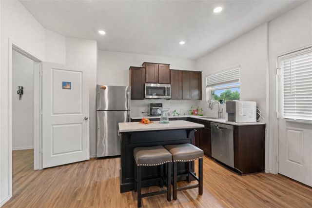 832 Mallow RD, Leander, TX 78641