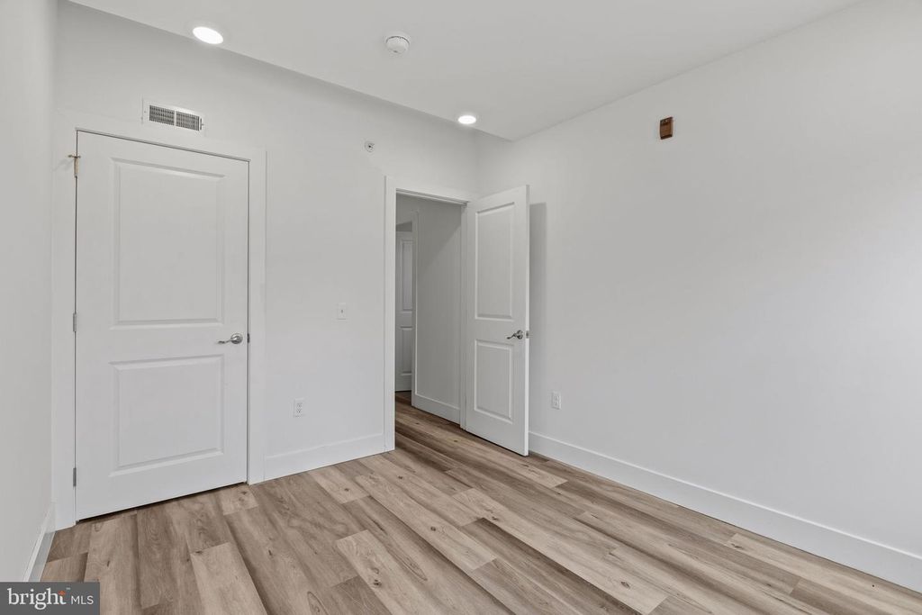 3207 RIDGE AVE, PHILADELPHIA, PA 19132 — photo 4