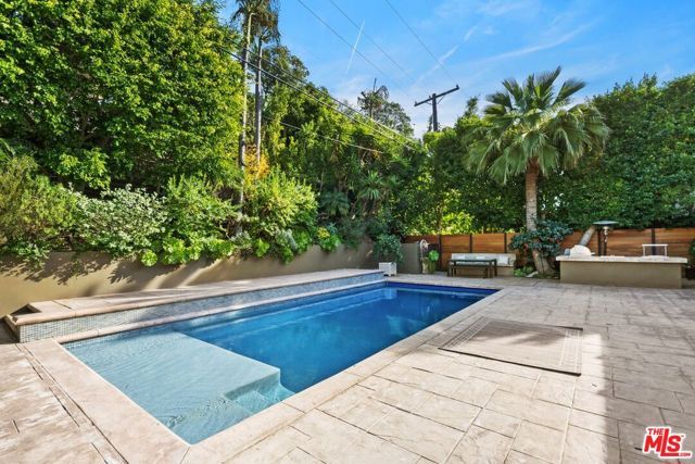 2108 San Ysidro Drive, Beverly Hills, CA 90210