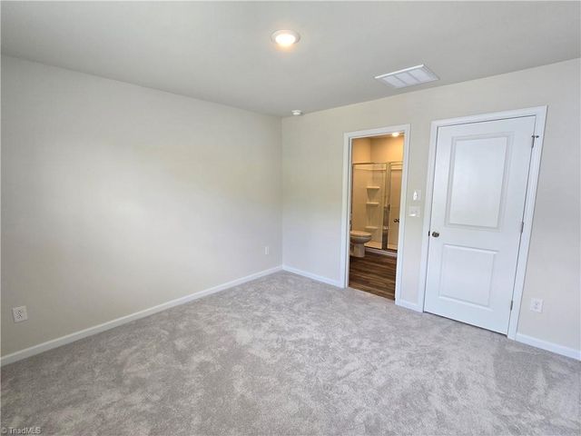 1850 Autumn Mist Drive, Winston-salem, NC 27103