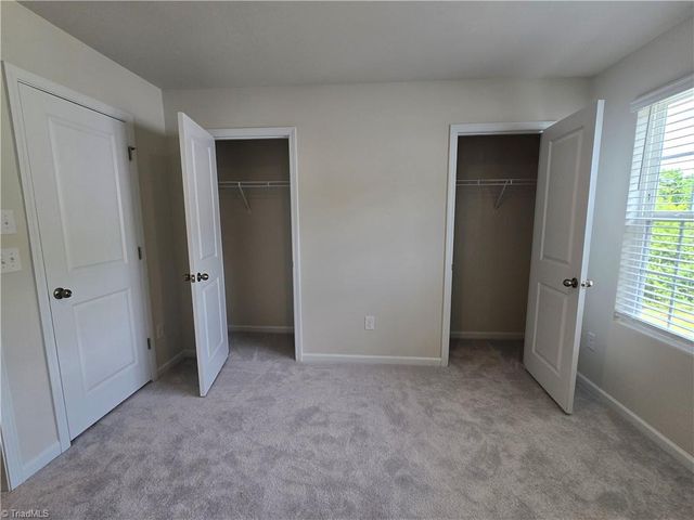 1850 Autumn Mist Drive, Winston-salem, NC 27103