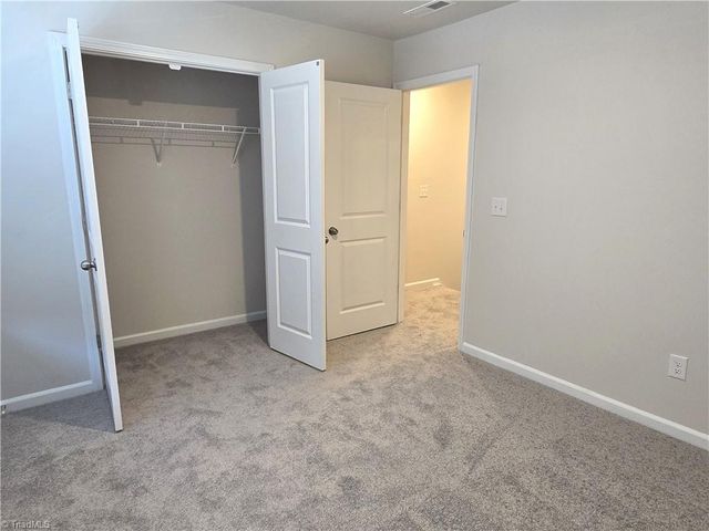1850 Autumn Mist Drive, Winston-salem, NC 27103