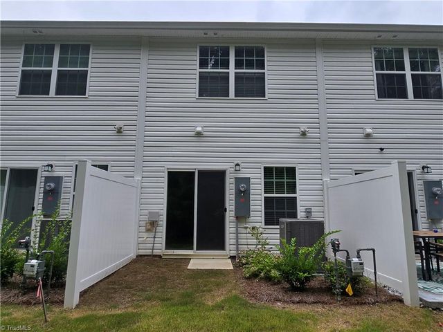 1850 Autumn Mist Drive, Winston-salem, NC 27103