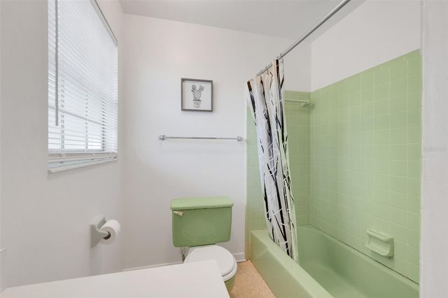 791 LAKE AVENUE, Clermont, FL 34711