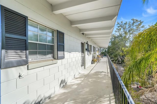 791 LAKE AVENUE, Clermont, FL 34711