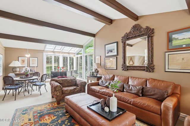 3751 Sulphur Spring Road, Ottawa Hills, OH 43606
