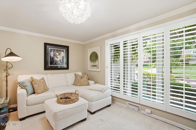 3751 Sulphur Spring Road, Ottawa Hills, OH 43606