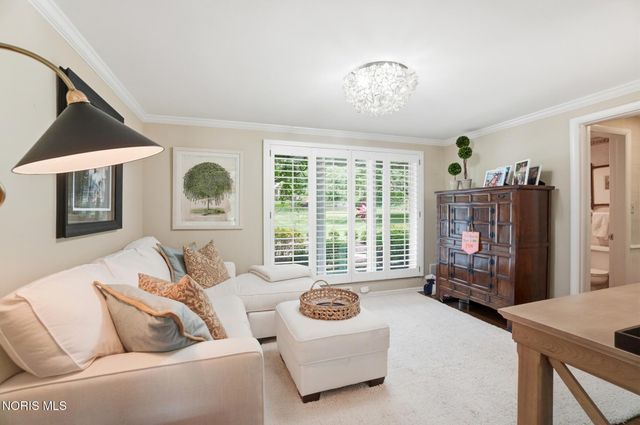 3751 Sulphur Spring Road, Ottawa Hills, OH 43606