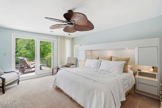 3751 Sulphur Spring Road, Ottawa Hills, OH 43606