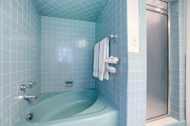 3751 Sulphur Spring Road, Ottawa Hills, OH 43606