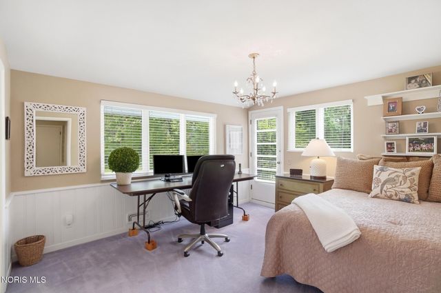 3751 Sulphur Spring Road, Ottawa Hills, OH 43606