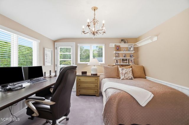 3751 Sulphur Spring Road, Ottawa Hills, OH 43606