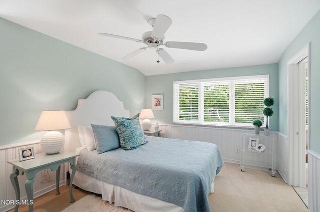 3751 Sulphur Spring Road, Ottawa Hills, OH 43606