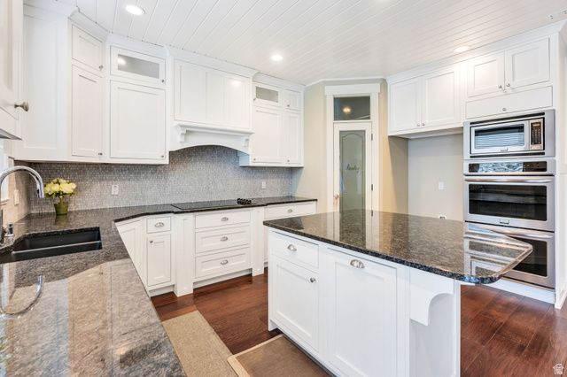 4145 N FOOTHILL DR, Provo, UT 84604