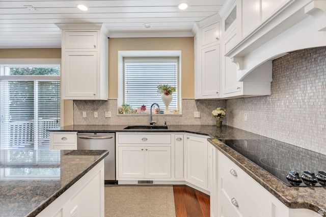 4145 N FOOTHILL DR, Provo, UT 84604