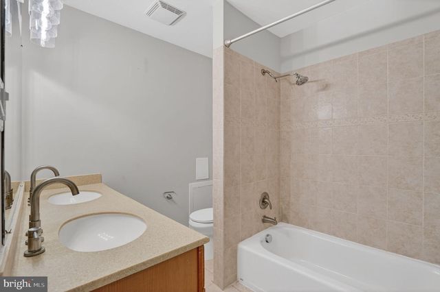 3052 SUGAR LN, Vienna, VA 22181