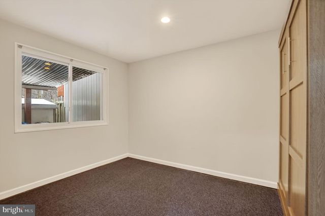 3052 SUGAR LN, Vienna, VA 22181