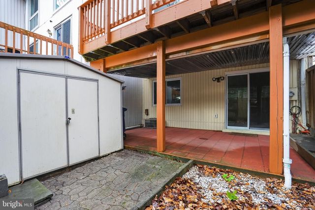 3052 SUGAR LN, Vienna, VA 22181