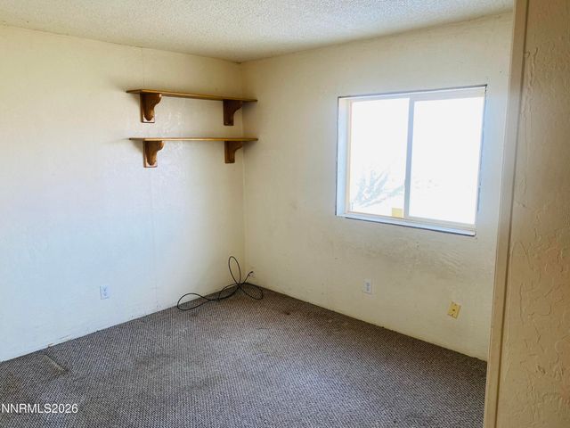 305 A Grosh Avenue, Dayton, NV 89403