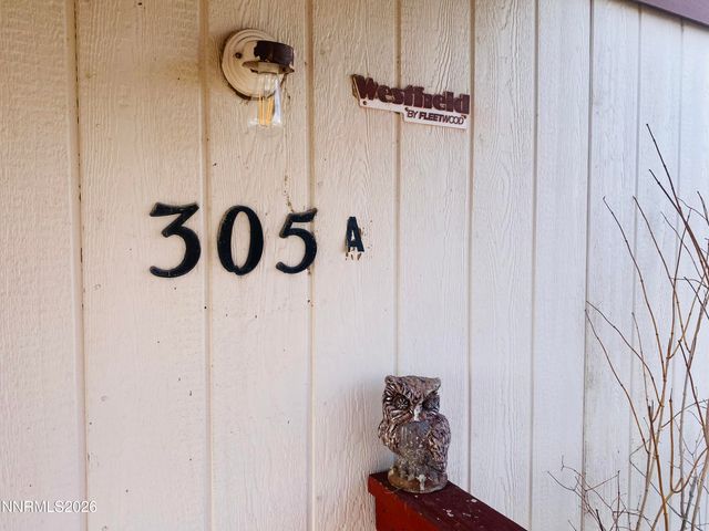 305 A Grosh Avenue, Dayton, NV 89403