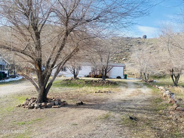 305 A Grosh Avenue, Dayton, NV 89403