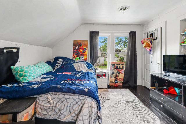 215 G Street, La Porte, IN 46350