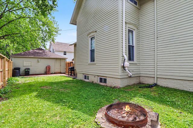 215 G Street, La Porte, IN 46350