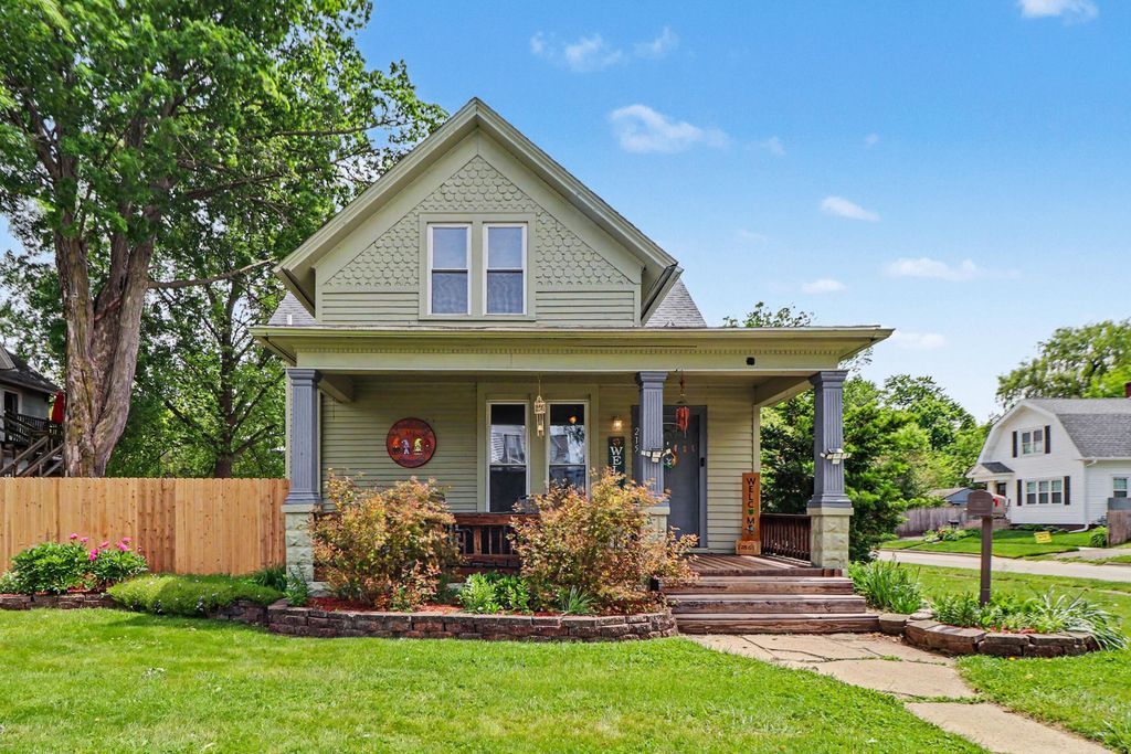 215 G Street, La Porte, IN 46350