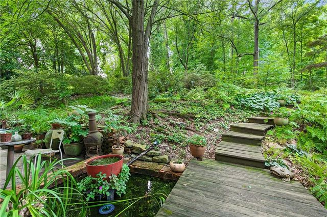 1232 Bernadette Lane NE, Atlanta, GA 30329